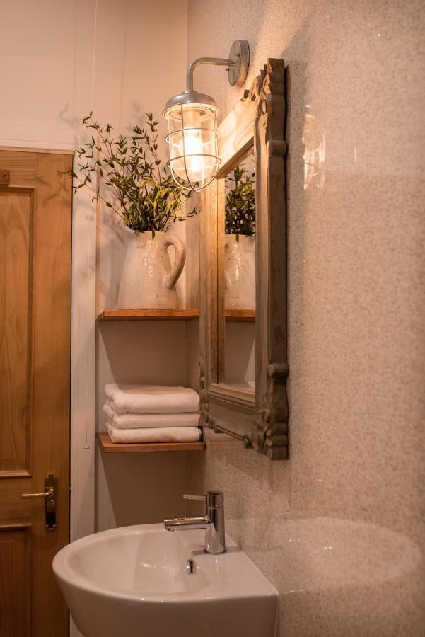 Finest Retreats - The Cotton Rooms マトロック エクステリア 写真